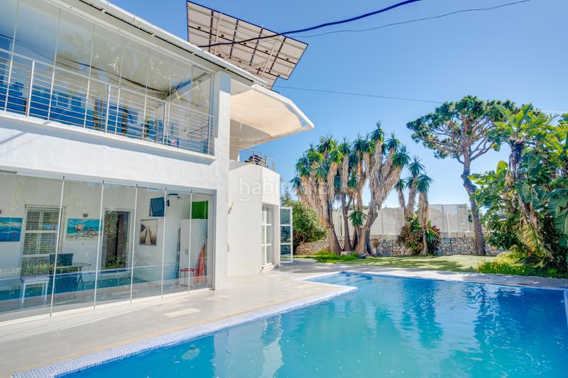 Foto d8f42784-3645-4a27-bf82-35d17498a7d9. House with parking pool in Elviria Marbella