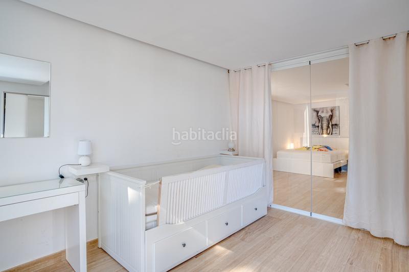 Foto e0be6d03-d890-4abc-b8f4-8b4ddbc4be40. House with parking pool in Elviria Marbella