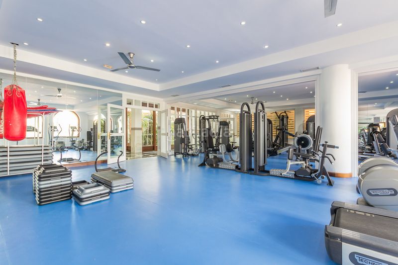 Foto 965a48cd-587e-42b5-97bb-c5bbfd5f9dbe. Àtic amb aparcament piscina a lomas de Marbella club Marbella