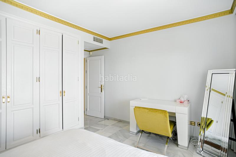 Foto 92132e95-085e-4d71-90ce-98fe2eaaeeae. Attico con parcheggio piscina in lomas de Marbella club Marbella