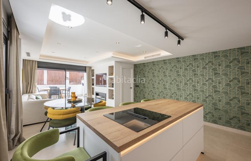 Foto 487fdd40-62f1-4078-bfe0-c32bae71da43. Apartament amb aparcament piscina a Nueva Andalucía centro Marbella