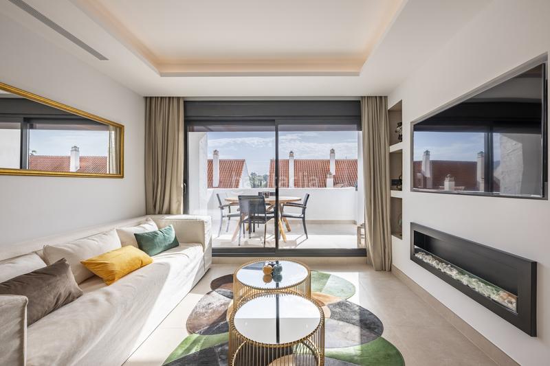 Foto 6a215dbc-34f2-49bf-ae91-7fa564e35db3. Apartament amb aparcament piscina a Nueva Andalucía centro Marbella