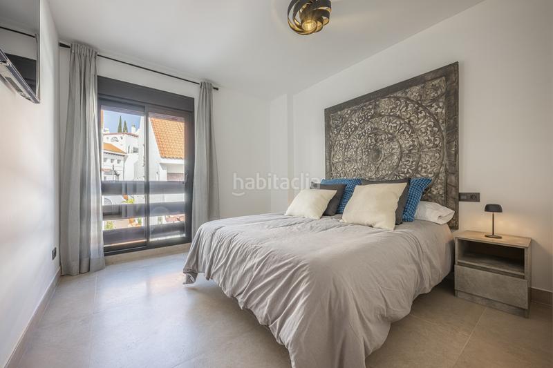 Foto c1c89944-b9f8-48b7-9731-c43f803cc1e6. Apartament amb aparcament piscina a Nueva Andalucía centro Marbella
