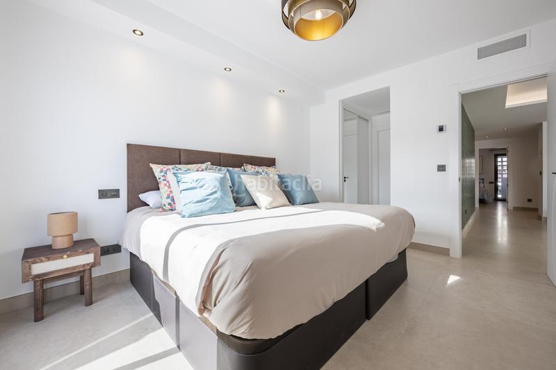 Foto f3402c8f-f421-4cea-a23d-5e703b22ed5a. Apartament amb aparcament piscina a Nueva Andalucía centro Marbella