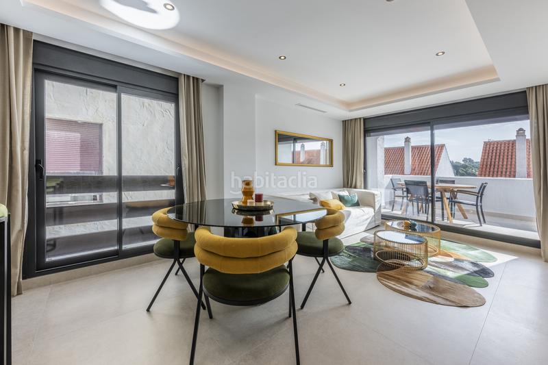 Foto f9c7bc16-0c3d-4835-81c7-b08101a4df24. Apartament amb aparcament piscina a Nueva Andalucía centro Marbella