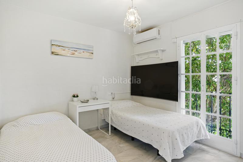 Foto 1772a5e3-29b7-4a9c-88a2-6659843ca267. Reihenhaus mit parking pool in Bel - Air Estepona