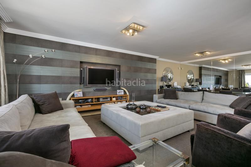 Foto 83cf97ad-1dd3-4897-8905-8321d59be22b. Piccolo appartamento con parcheggio piscina in lomas de Marbella club Marbella