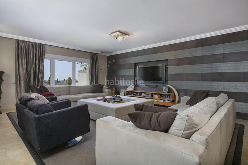 Foto ac2613e4-cc7e-49a9-8964-7a24c6771a4b. Piccolo appartamento con parcheggio piscina in lomas de Marbella club Marbella