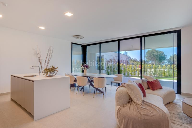 Foto e87f5c4b-fa1b-4782-b422-7f549ee332d1. Planta baixa amb aparcament piscina a Cabopino - Artola Marbella