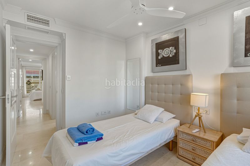 Foto 8df2efcb-5a35-463c-96ad-701594cd2fe3. Apartament amb piscina a La Carolina - Guadalpín Marbella