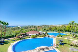 Ático en Los Flamingos. Encantadora orientación oeste, ático dúplex de tres dormitorios