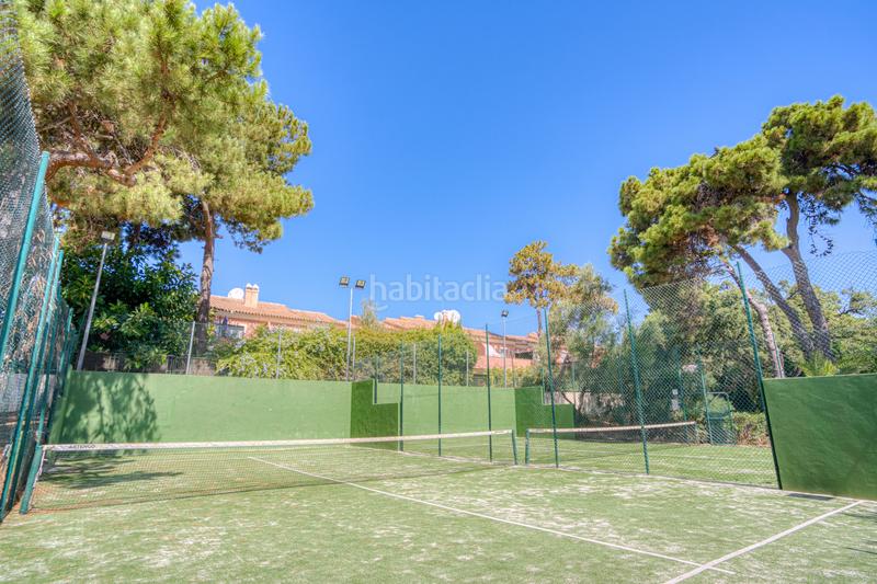 Foto 05d85a14-49a8-4016-a30d-2a1b0994bdae. Erdgeschoss mit parking pool in Elviria Marbella