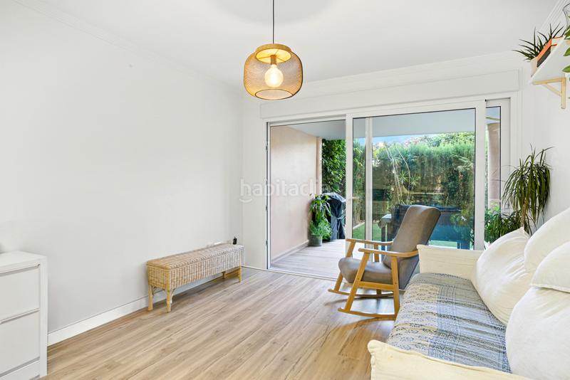 Foto cac9c332-1e75-475e-a666-eb3d0609b0f8. Erdgeschoss mit parking pool in Elviria Marbella