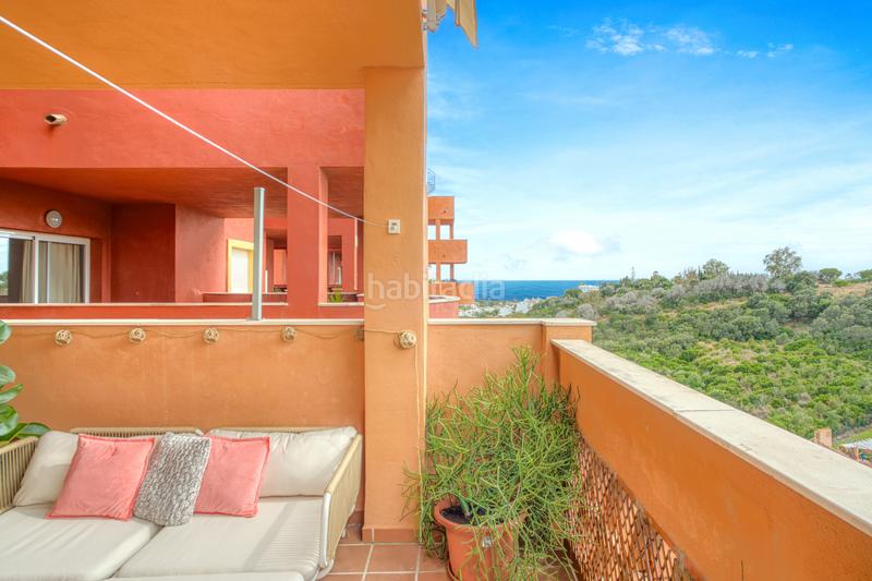 Foto 0ee6b8ad-4127-4cab-a2b0-b46fcb0bb528. Appartement mit parking pool in reserva de Marbella Marbella