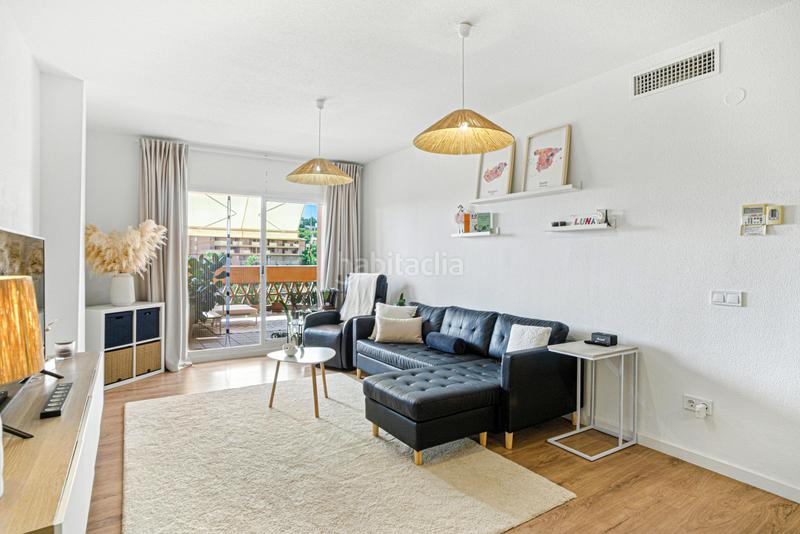 Foto 364f2a39-30d1-487b-b63a-d7993c24c1f7. Appartement mit parking pool in reserva de Marbella Marbella