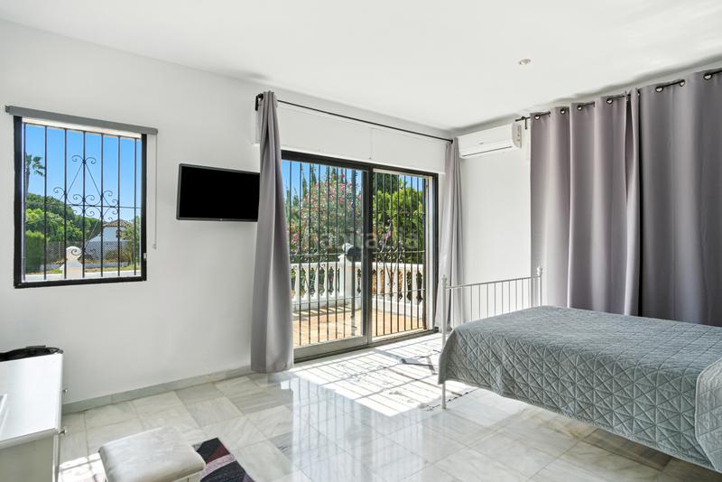 Foto 565963ce-1b6d-46cc-bf8a-a5464ef74b09. Casa amb aparcament piscina a Hacienda Las Chapas Marbella