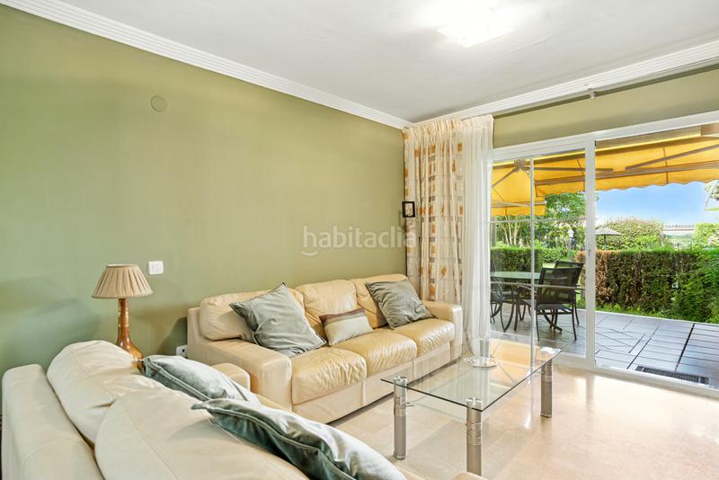 Foto c06dda63-4d03-470d-804d-ed8b34fb00fd. Piano terra con parcheggio piscina in Santa María Marbella