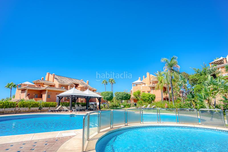 Foto 6c07d671-9213-4e36-b787-b9234a9bee57. Apartament amb aparcament piscina a Los Naranjos Marbella