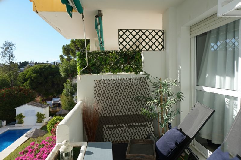Foto 0d0f764d-0e89-4bf9-9feb-e4715940a73e. Apartament amb piscina a Cabopino - Artola Marbella