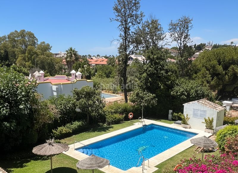 Foto 5d2440ec-72df-4548-9285-bbbdf92ba616. Apartament amb piscina a Cabopino - Artola Marbella