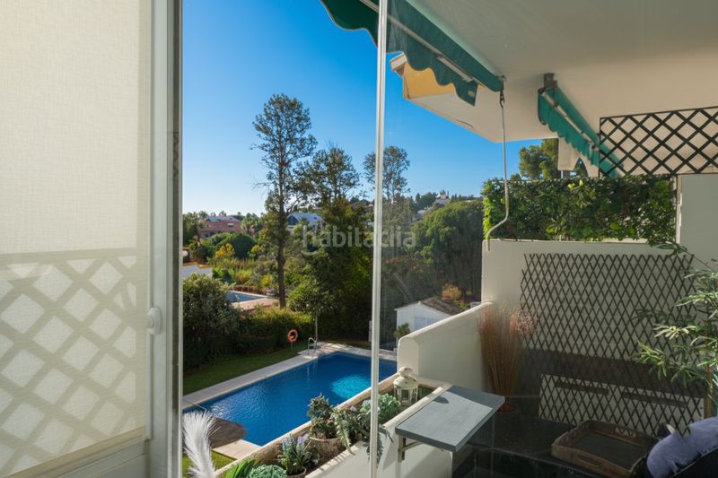 Foto 8e687a5f-d908-4d92-84ec-c97a5e5c3788. Apartament amb piscina a Cabopino - Artola Marbella
