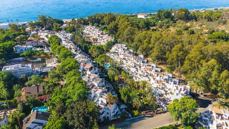 Foto cc83cf12-534b-422a-971a-6ab6bf488598. Appartement mit parking pool in Real de Zaragoza Marbella