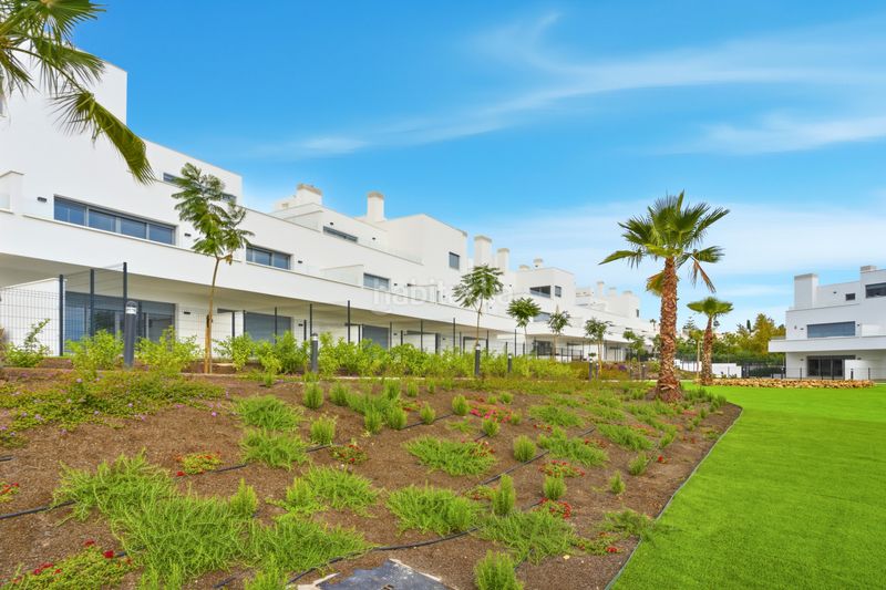 Foto 2fb4ca67-f4b2-4c53-ab2a-9c0b0e061e55. Apartament amb aparcament piscina a Bel - Air Estepona