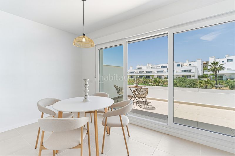 Foto 9ce519c8-0456-49a6-a834-84a045d7b45f. Apartament amb aparcament piscina a Bel - Air Estepona