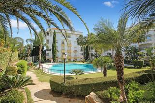 Planta baja en La Carolina - Guadalpín. Luminoso y espacioso apartamento en planta baja de dos dormitori