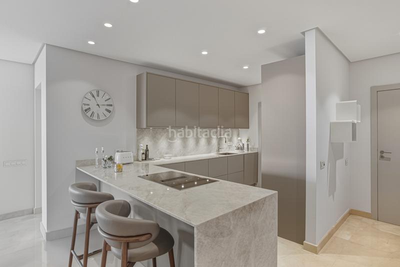 Foto 342b049d-1de2-4ebd-a1eb-181fa2baa661. Attique avec parking piscine dans Sierra Blanca Marbella