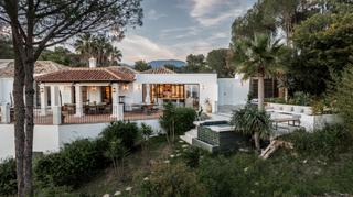 Casa en El Madroñal. Villa de lujo con impresionantes vistas en el madroñal, benahaví