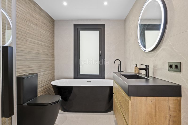 Foto 1465c877-c8f9-4555-980f-ff7e78ce0b8b. Casa amb aparcament piscina a El Paraíso Benahavís