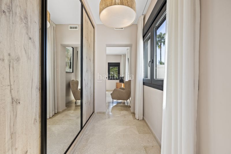 Foto 56b1fab9-02cc-4001-b810-c15b2e3fceff. Casa amb aparcament piscina a El Paraíso Benahavís