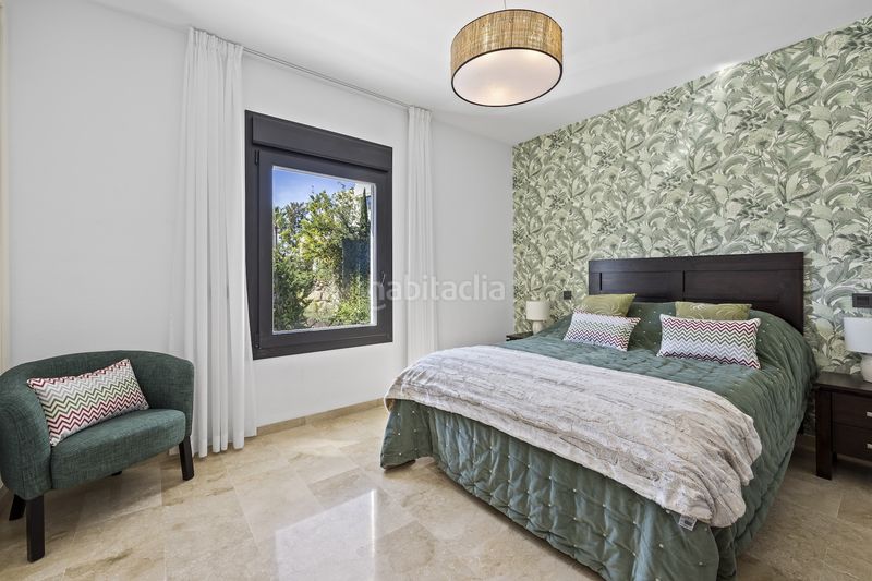 Foto 9f8923fc-1feb-4792-9815-6a203d71832b. Casa amb aparcament piscina a El Paraíso Benahavís