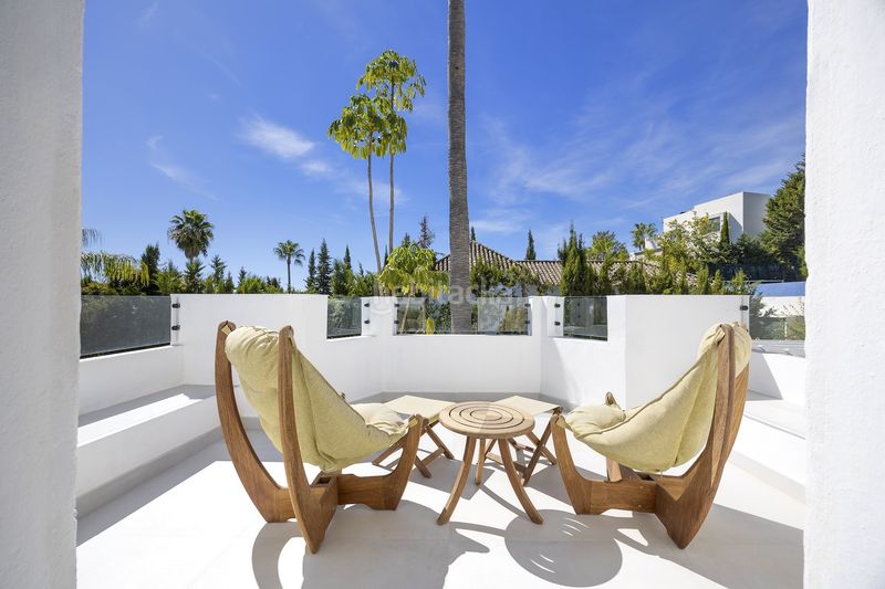 Foto dbefb728-8fd3-410e-8afb-0da809821574. Casa amb aparcament piscina a El Paraíso Benahavís