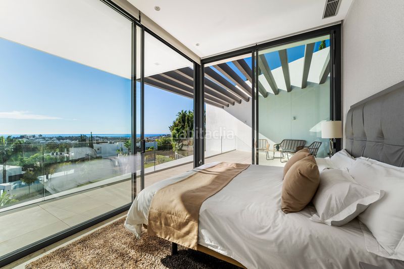 Foto 01a97439-eec3-4c47-bf6c-b640e7a8db29. Casa amb aparcament piscina a La Alquería Benahavís