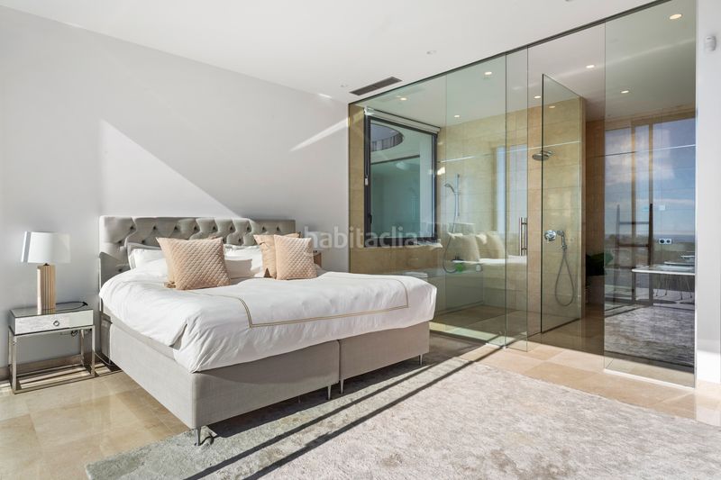 Foto c7ead06b-b85d-436a-bada-5bcd31cd1b7e. Casa amb aparcament piscina a La Alquería Benahavís