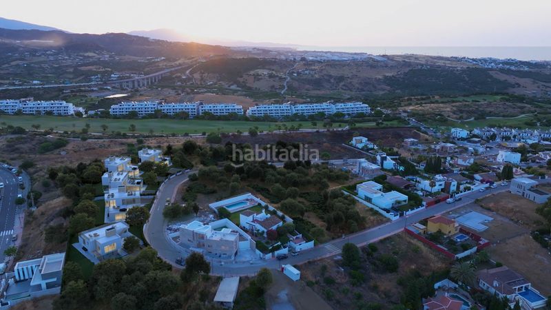 Foto 6bf10efd-e086-438e-b469-48362bd7df24. Casa amb aparcament piscina a Valle Romano Golf Estepona