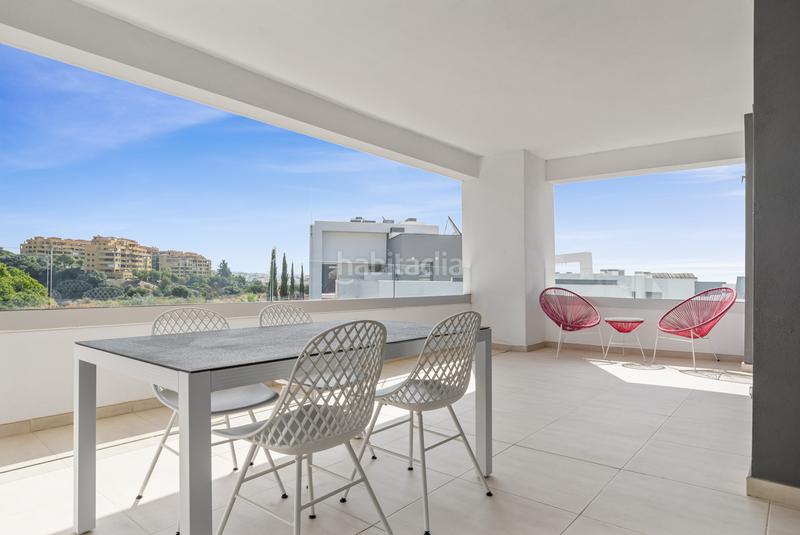 Foto 69da802e-213d-4099-ae29-a7fdddbeb9df. Àtic amb aparcament piscina a La Concha - Resina Golf Estepona