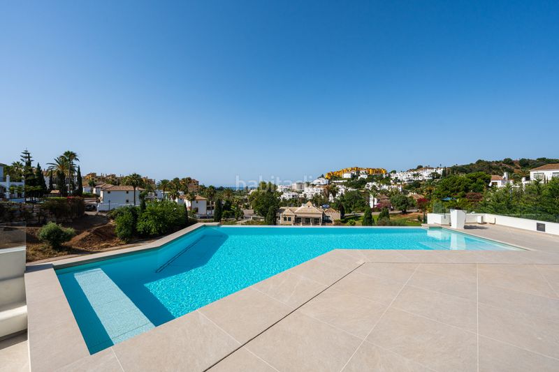 Foto deb55171-7c15-4595-ae05-e2e91c5b6a02. Casa amb aparcament piscina a La Concha - Resina Golf Estepona