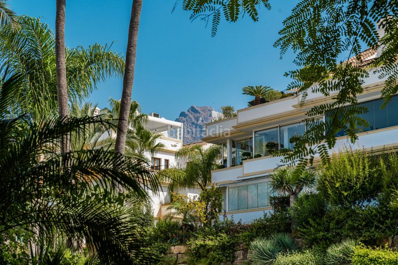 Foto 4a54d7c4-0061-4970-8f67-e073f2958841. Àtic amb aparcament piscina a lomas de Marbella club Marbella