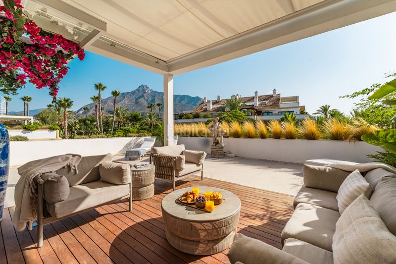 Foto aff807bf-26f1-4436-98fe-aa16378c8232. Àtic amb aparcament piscina a lomas de Marbella club Marbella
