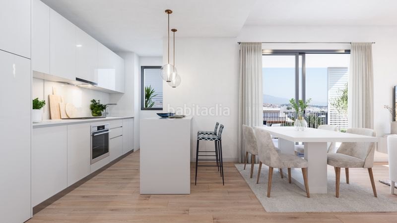 Foto 76e10c62-21f5-470c-b37a-95117f0d0482. Apartament amb aparcament piscina a puerto de Estepona Estepona