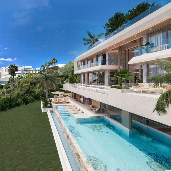 Foto 7184b0e4-4be0-421d-8a93-9a77b754f54d. Casa amb aparcament piscina a Nueva Andalucía centro Marbella
