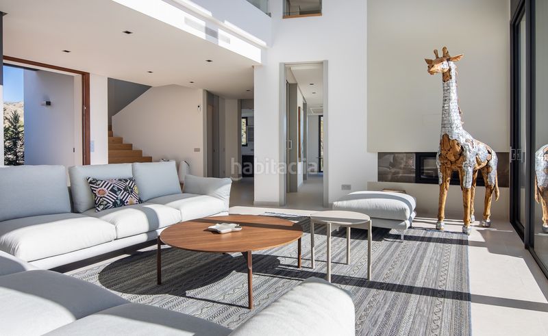 Foto 4aea45bc-efbb-445e-8040-4a41617d7446. Casa amb aparcament piscina a La Quinta Benahavís