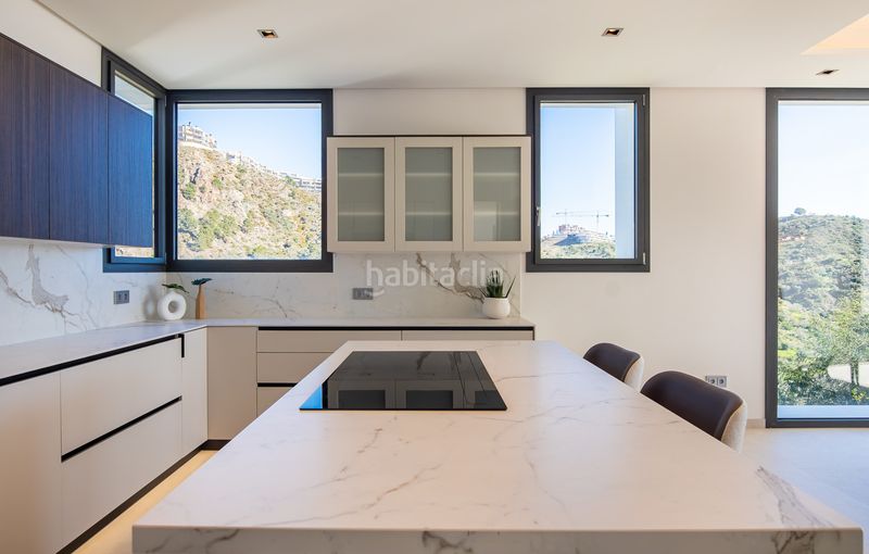 Foto 92882903-0e98-4d76-8d07-95097db3833e. Casa amb aparcament piscina a La Quinta Benahavís