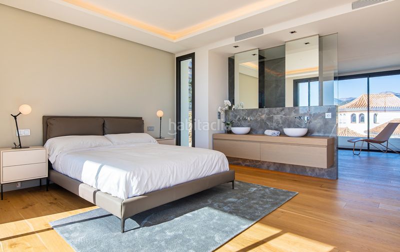 Foto b58bce82-71e5-4fcb-8cd2-e11c6723357d. Casa amb aparcament piscina a La Quinta Benahavís