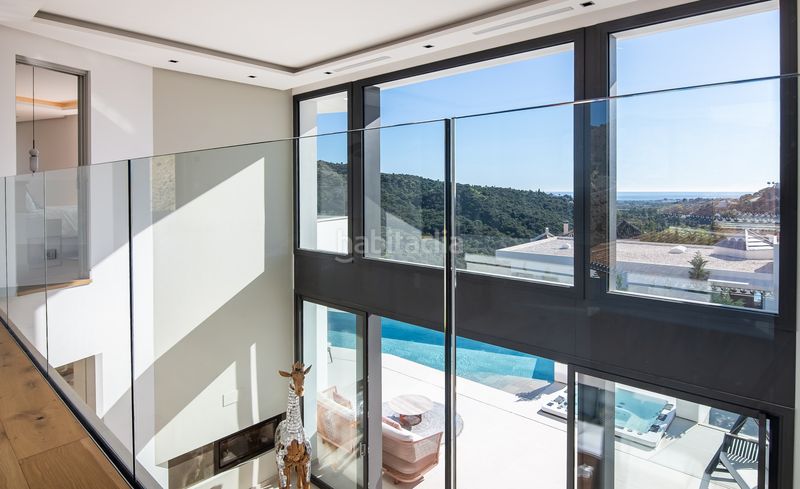 Foto cc7f9ff1-8d23-4411-a59f-968b02d1fc5b. Casa amb aparcament piscina a La Quinta Benahavís