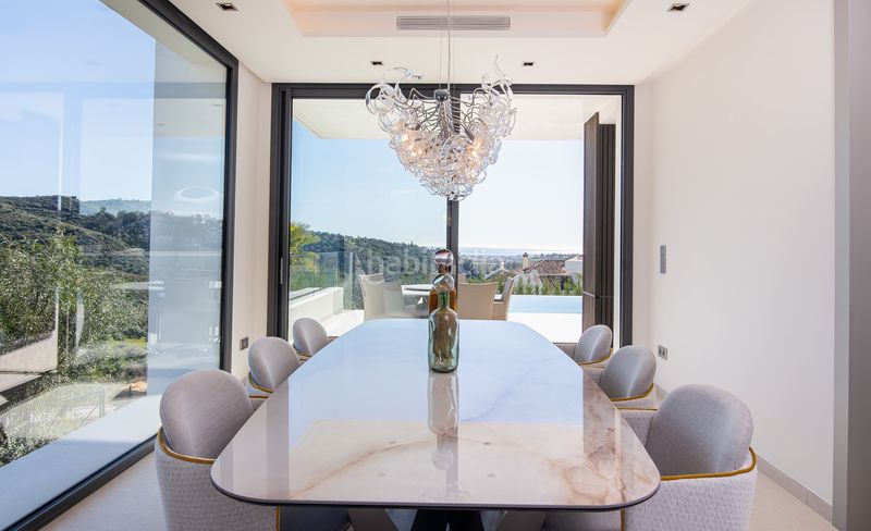 Foto f4e7240c-3420-4326-b35f-a6f7e65ea65c. Casa amb aparcament piscina a La Quinta Benahavís