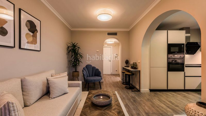 Foto be0f58fe-5f3a-45cb-98e0-874f6d20297c. Apartament amb aparcament piscina a El Paraíso Benahavís